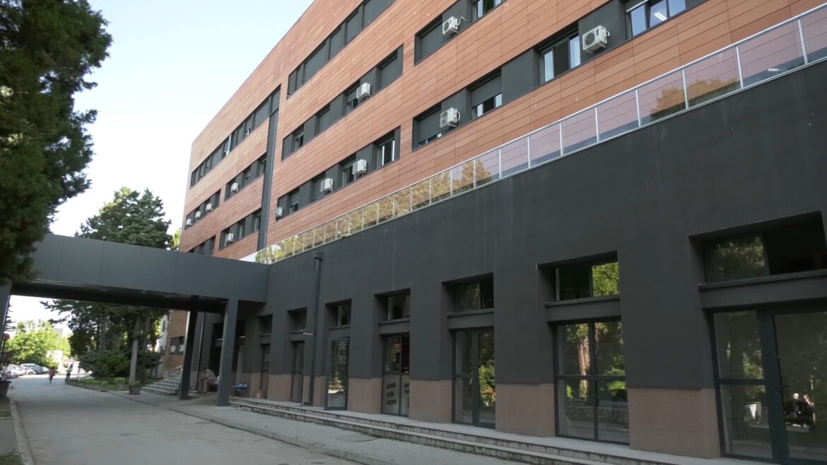 BOLNICA ZGRADA 14 7